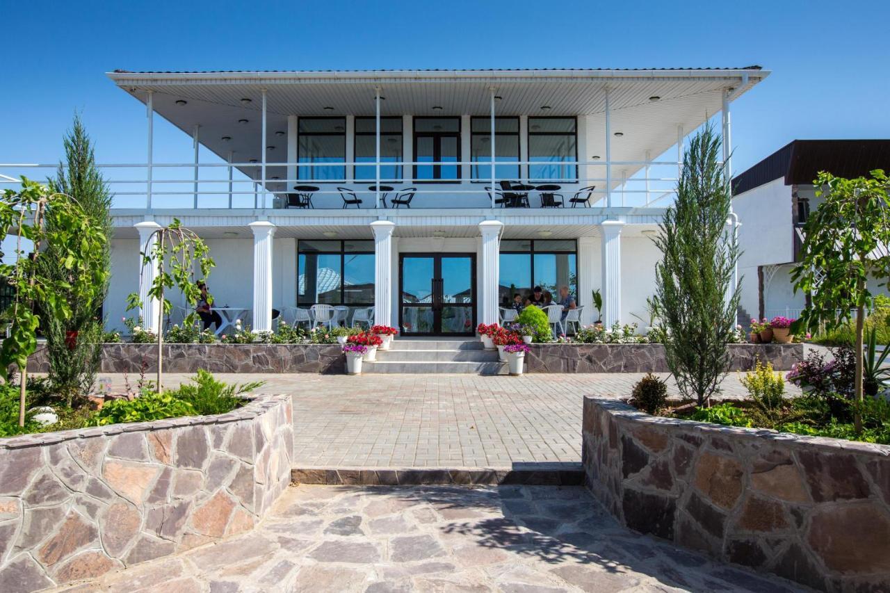 La Dolce Vita Resort Kapčagaj Exteriér fotografie