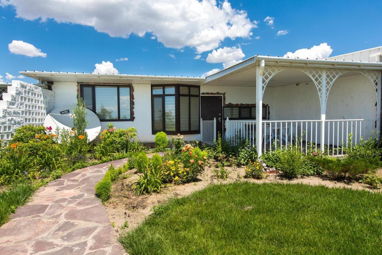 La Dolce Vita Resort Kapčagaj Exteriér fotografie