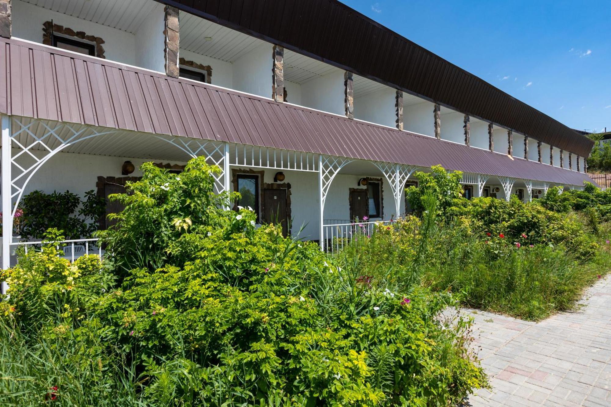 La Dolce Vita Resort Kapčagaj Exteriér fotografie